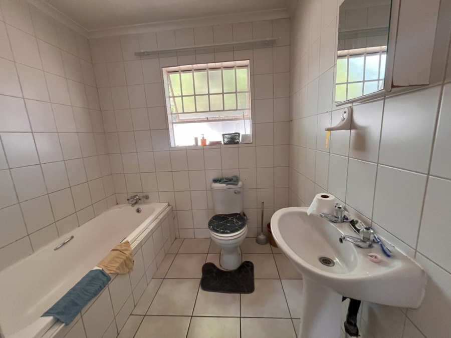 3 Bedroom Property for Sale in Universitas Free State